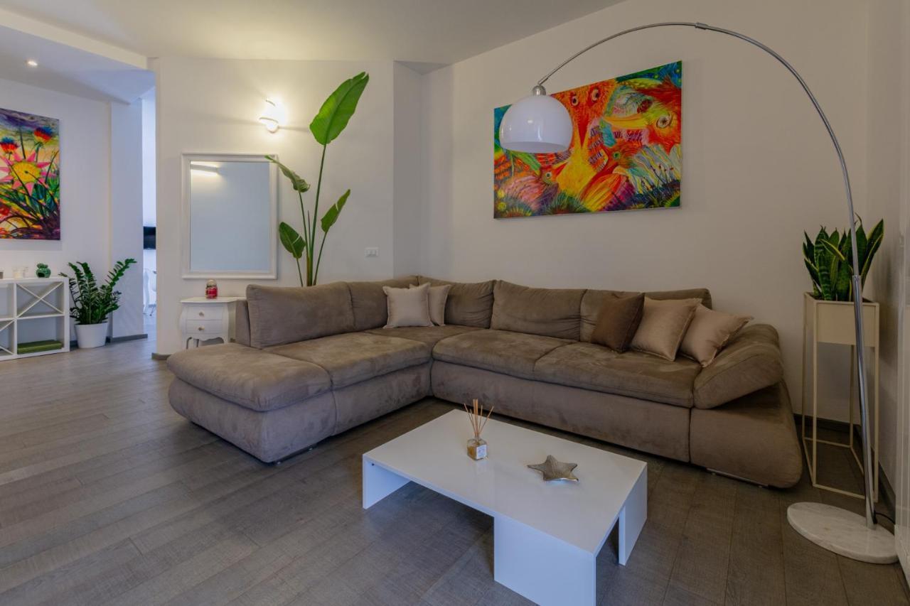 La Passione Al Mare Appartement Marina di Massa Buitenkant foto